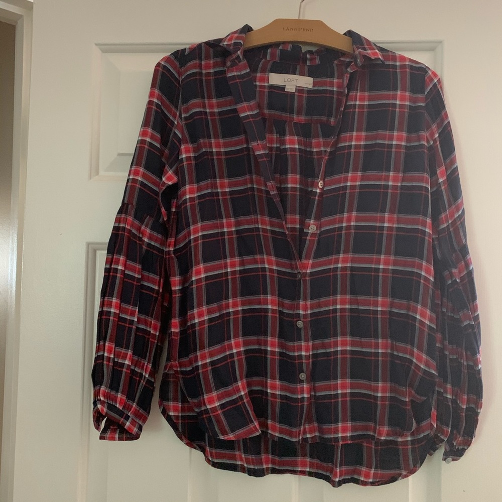 Loft plaid long sleeve with puffed sleeves
